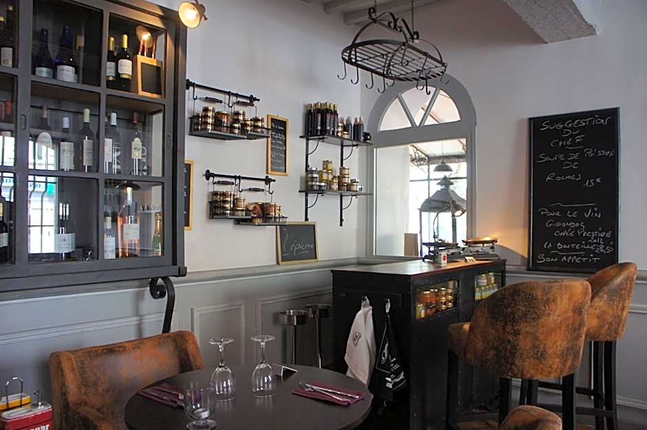 HOTEL DE FRANCE - Hôtel de charme en Provence