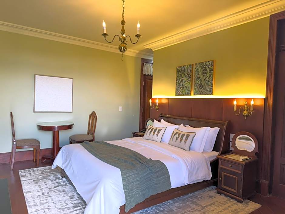 Aroso Paço Hotel