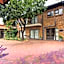 Aero Lodge Guest House
