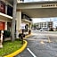 Hole Inn the Wall Hotel - Fort Walton Beach - Sunset Plaza - near Beaches & Hurlburt