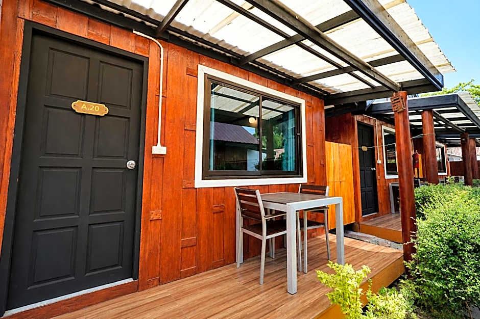 Phi Phi Long Beach Bungalow ( Had Yao)