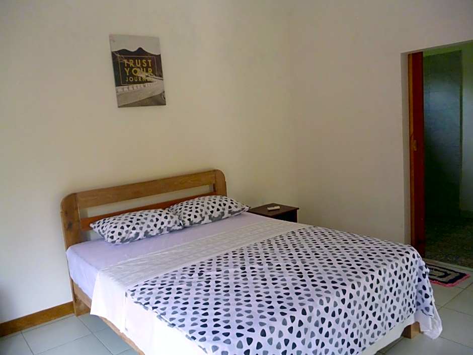 Dewi Garden Guesthouse