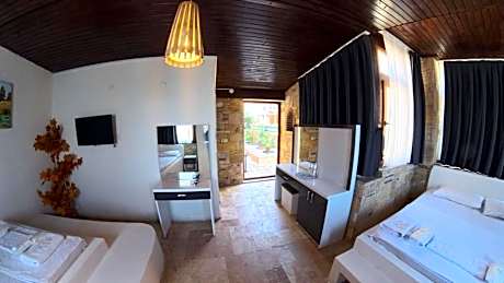 Comfort Quadruple Room