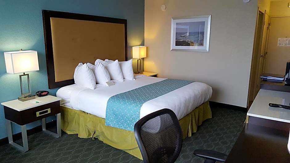 Wyndham Garden Kenosha Harborside