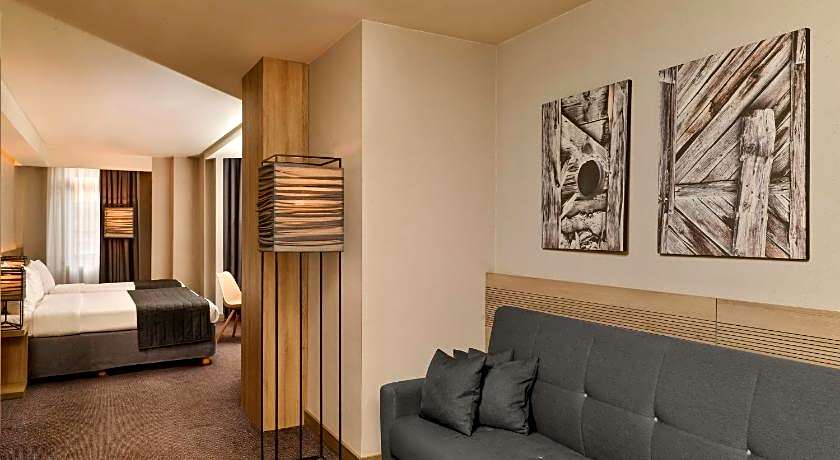Republica Hotel Yerevan