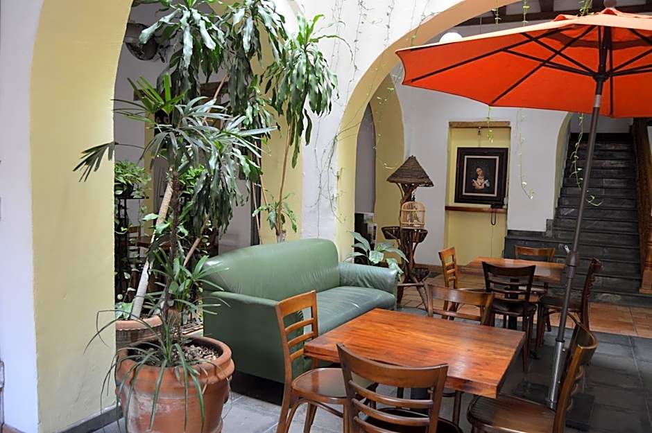 Hotel Meson del Mar
