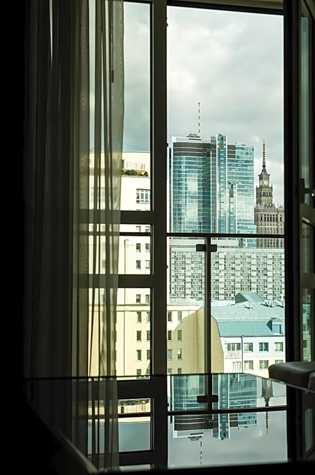 Platinum Towers E-Apartments