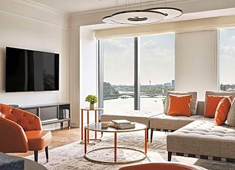 Deluxe Park Suite with River View