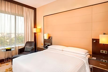 Executive King Room, Executive lounge access, Guest room