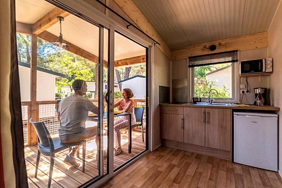 Camping La Pinede Enchantee