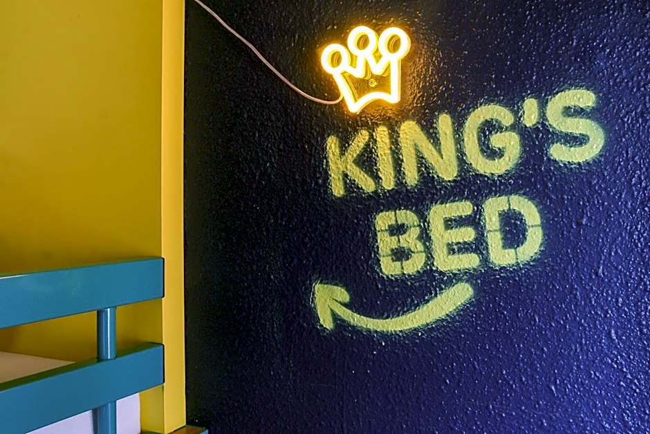 Première Classe Aéroport Marseille