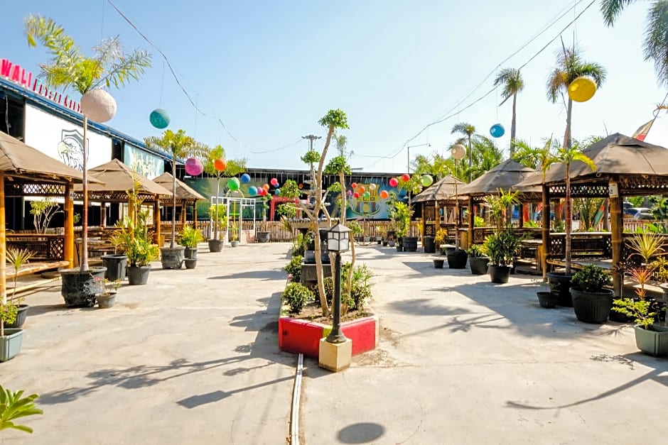 SPOT ON 1958 Asembagus Family