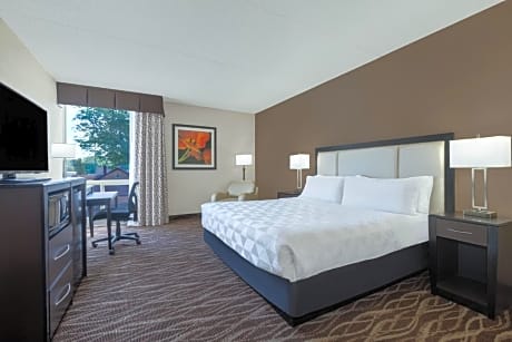 Standard King Room
