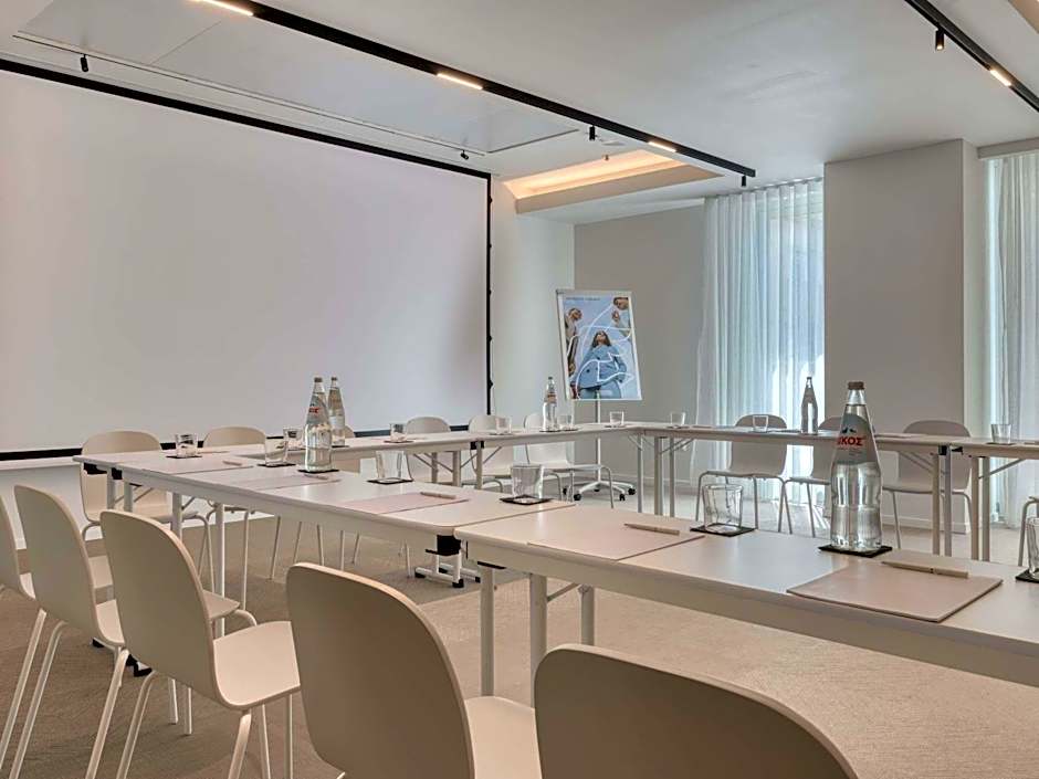 Mercure Patras Astir