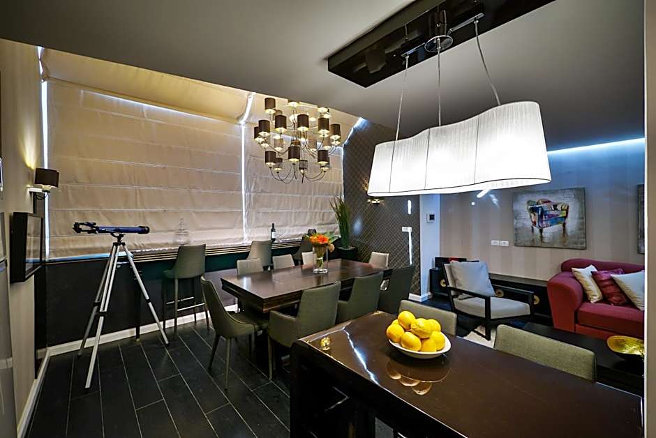 21st Floor Hotel