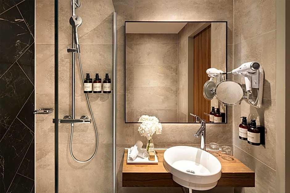 NH Collection Amsterdam Flower Market