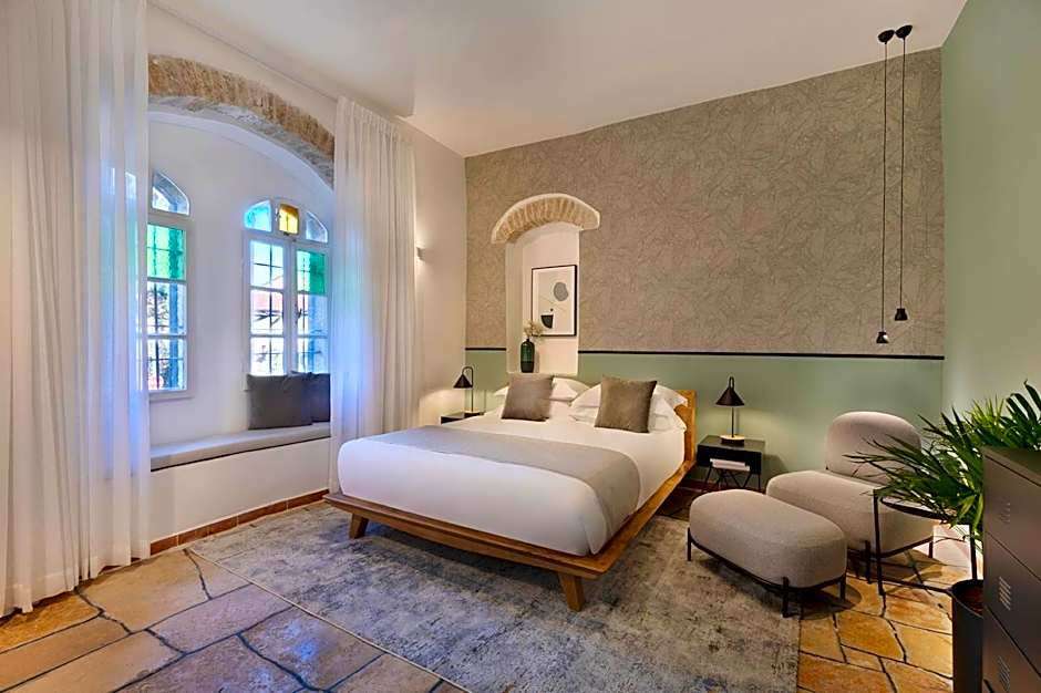 Villa Albi - Machne Yehuda Hotel