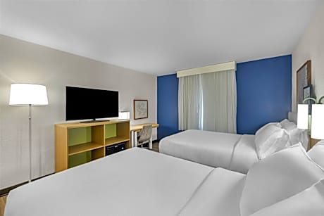 2 Queen Beds