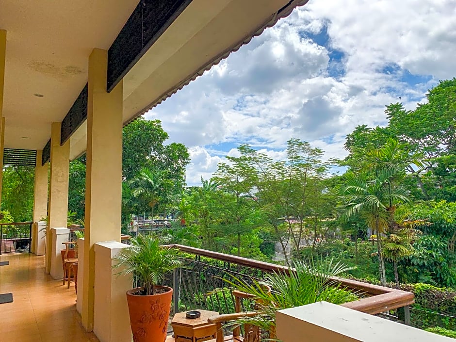 Urbanview Sasono Putro Condongcatur by RedDoorz