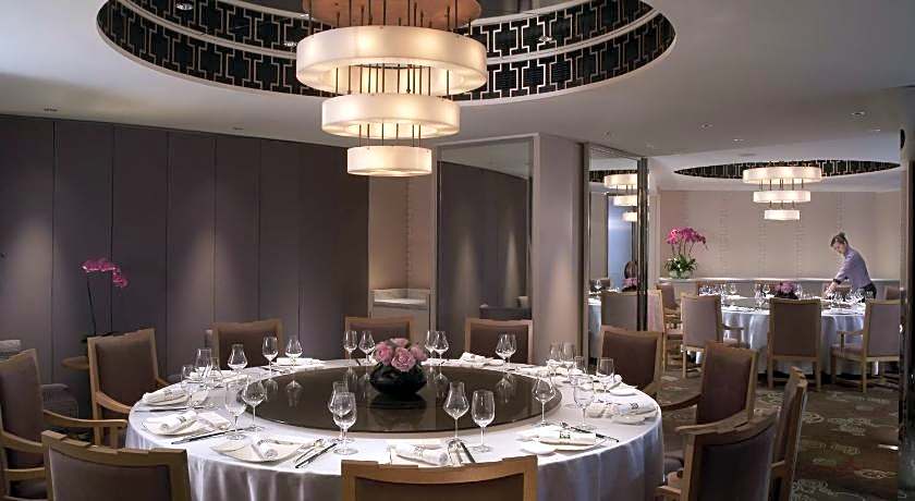 Shangri-La's Far Eastern Plaza Hotel, Tainan