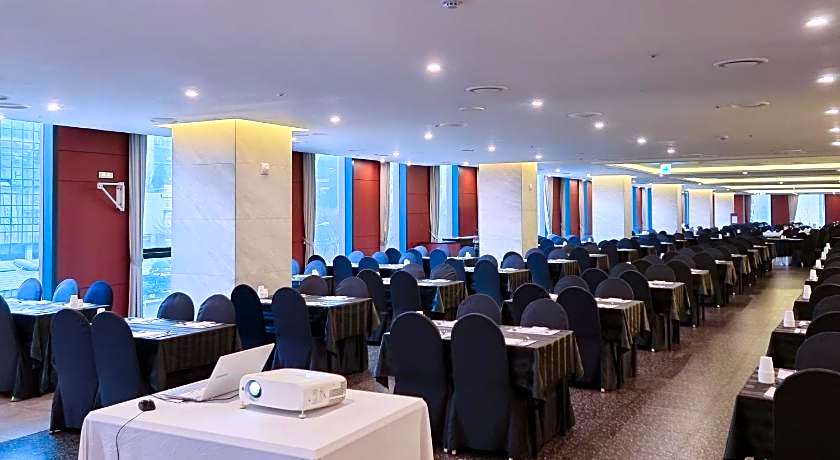 Ibis Ambassador Suwon