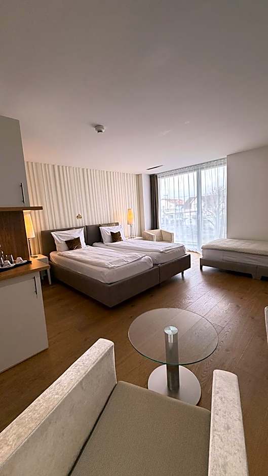 Hotel AVA