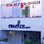 Emelce Apart
