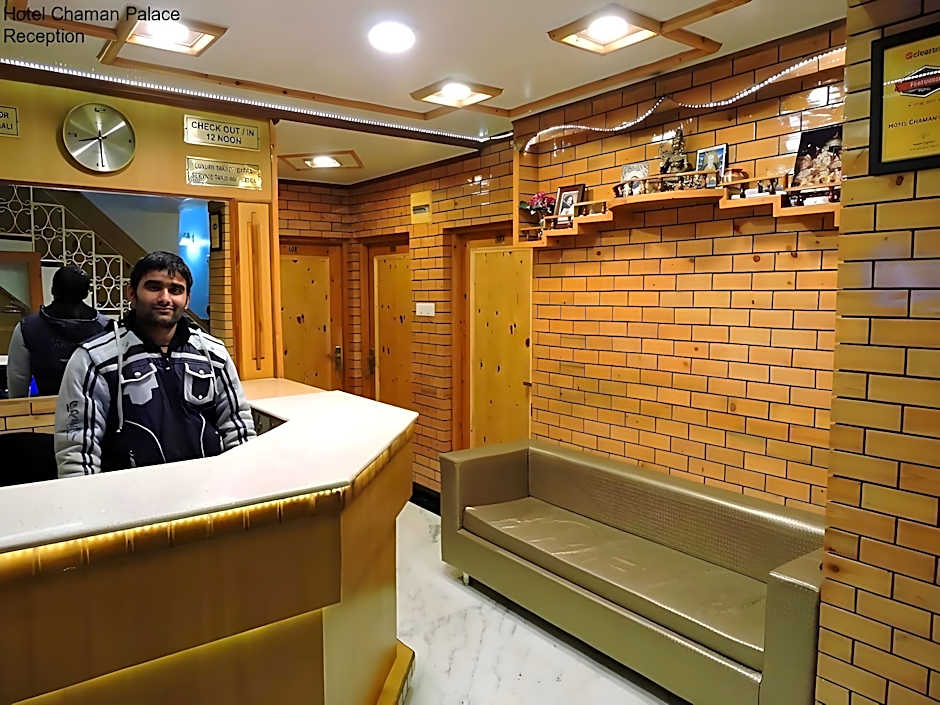 Hotel Chaman Palace