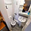 Delovely Hotel