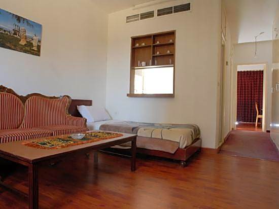 Universal Residence