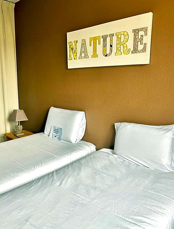 Kyriad Hotel Montpellier Centre Antigone