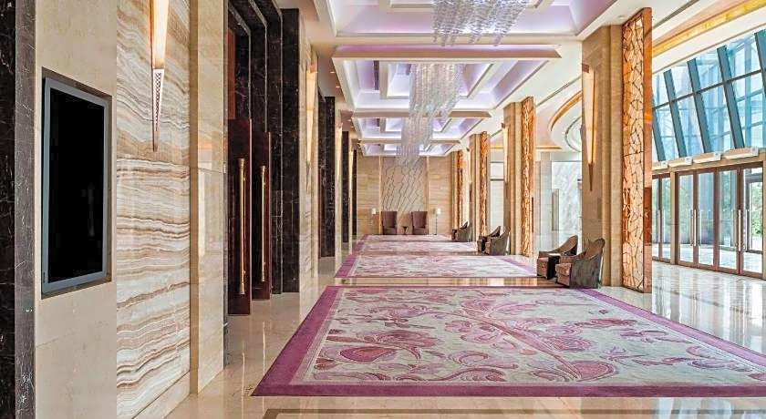 Sheraton Changchun Jingyuetan Hotel