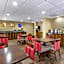 Comfort Suites At The University