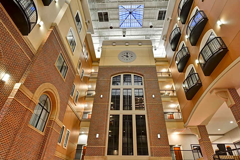 Courtyard by Marriott Wichita at Old Town