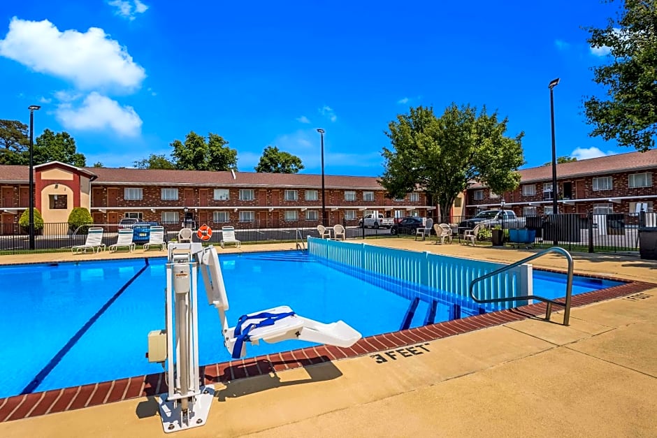 Quality Inn & Suites Millville