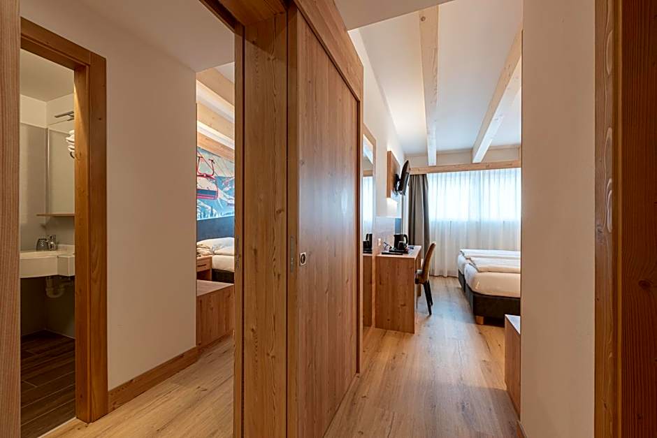 Hotel Alpen
