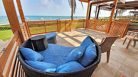 Breathtaking Luxury & Spacious FAMILY 2-Bed 1st Row Seaview at Stella SeaView Sokhna - Families Only