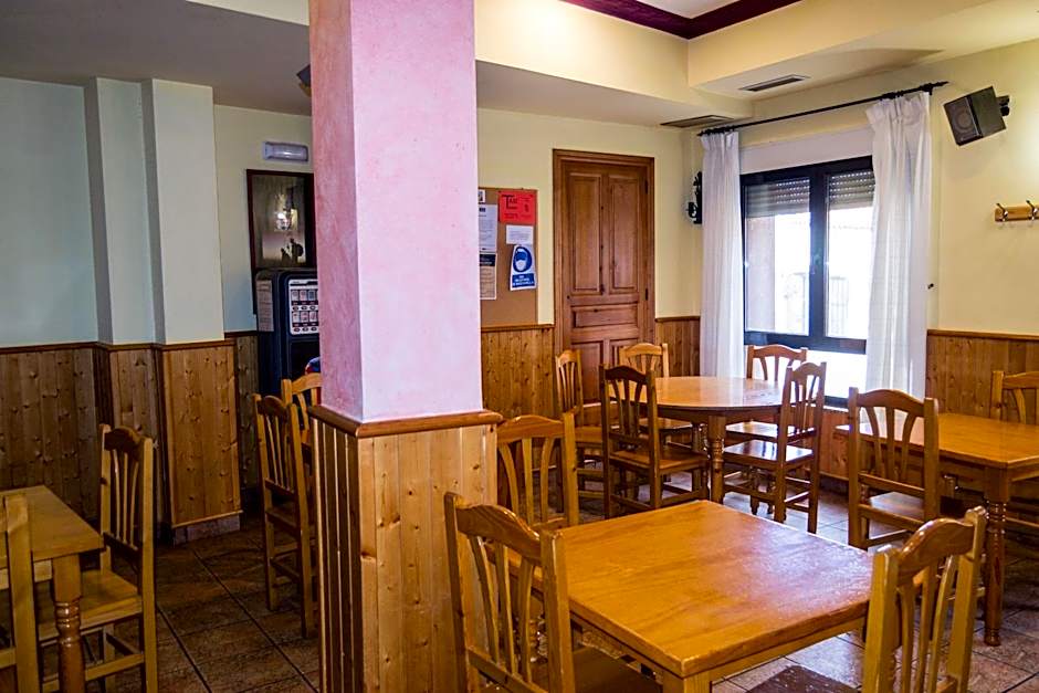 El Roble Hotel Restaurante