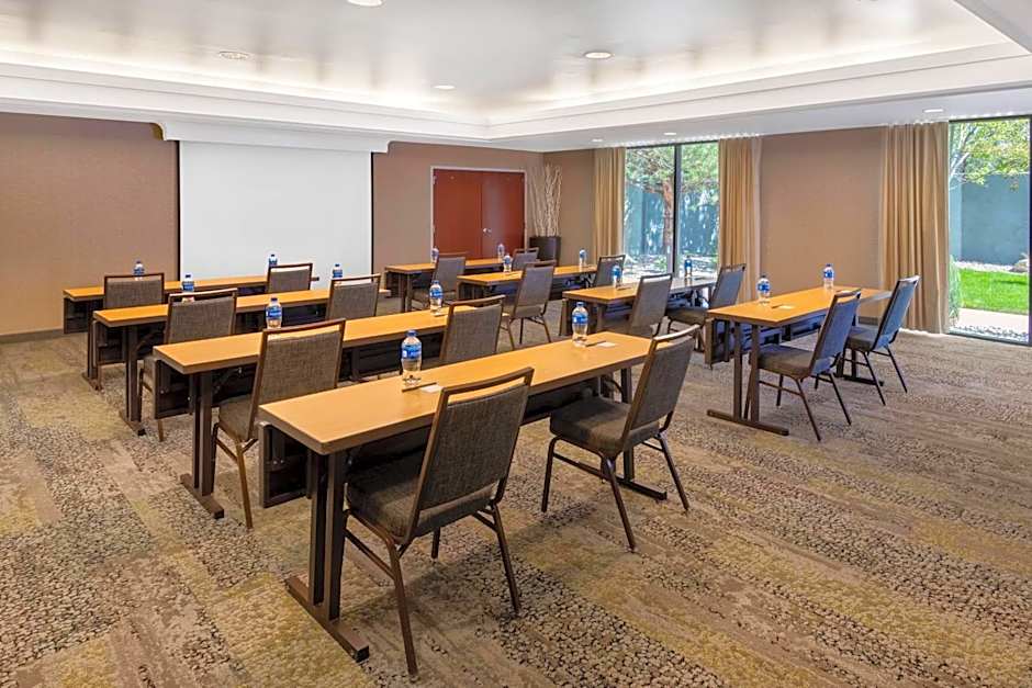 Courtyard by Marriott Reno