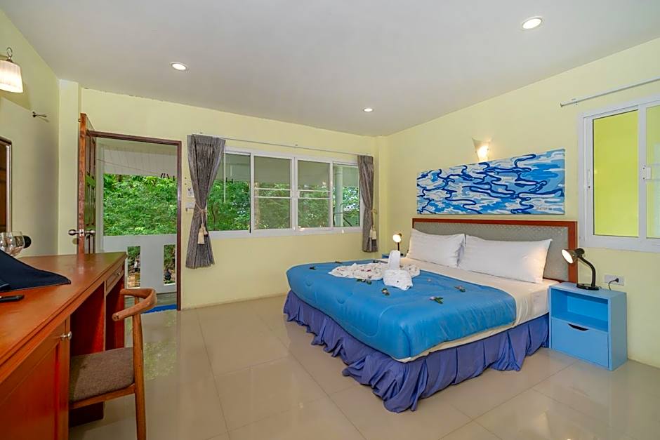 Oceanview Bungalows by EAT, Karon Beach