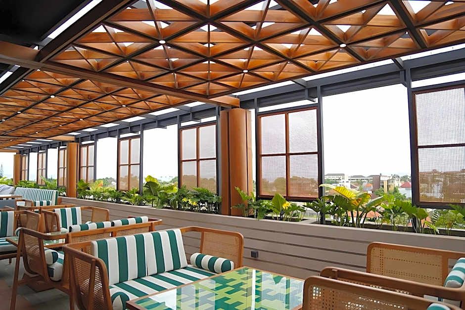 Cross Paasha Bali Seminyak