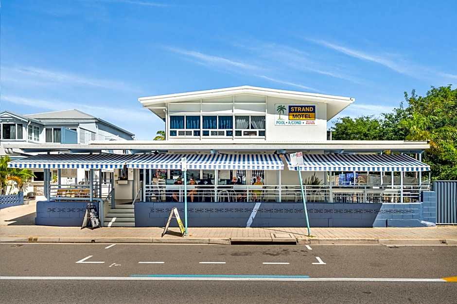Strand Motel