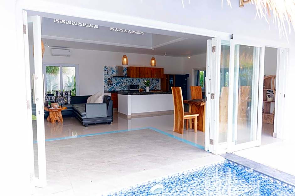 Zoe Luxury Oceanview Villa