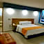 Hotel CEO