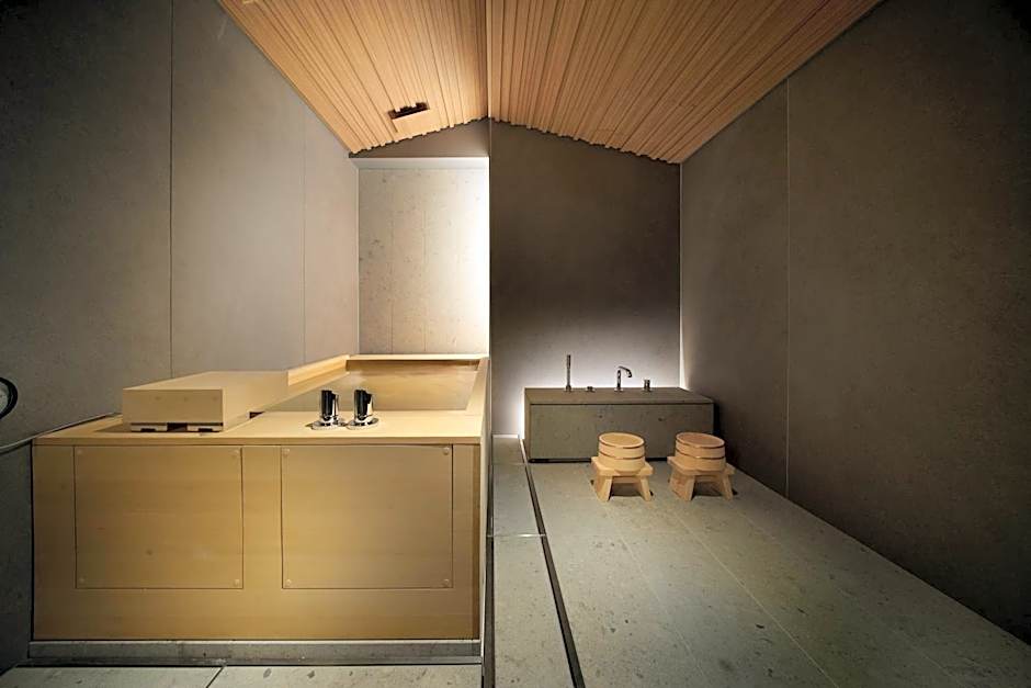 TSUKI Tokyo