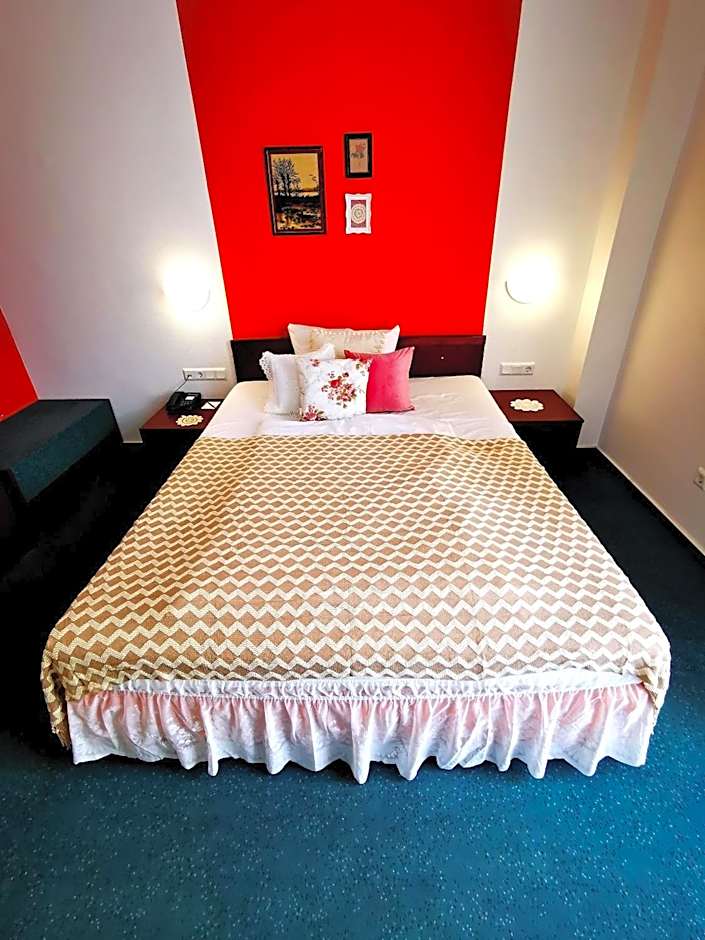 Tante ALMA's Mannheimer Hotel