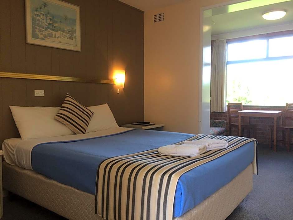 Riverview Motor Inn