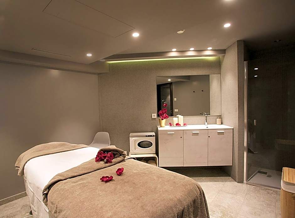 Ski Plaza Hotel & Wellness