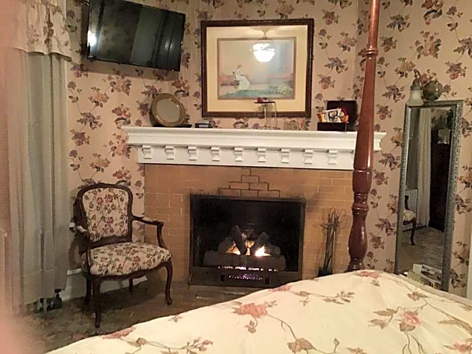 Brookview Manor Inn