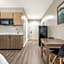 SureStay Studio by Best Western Conroe Downtown